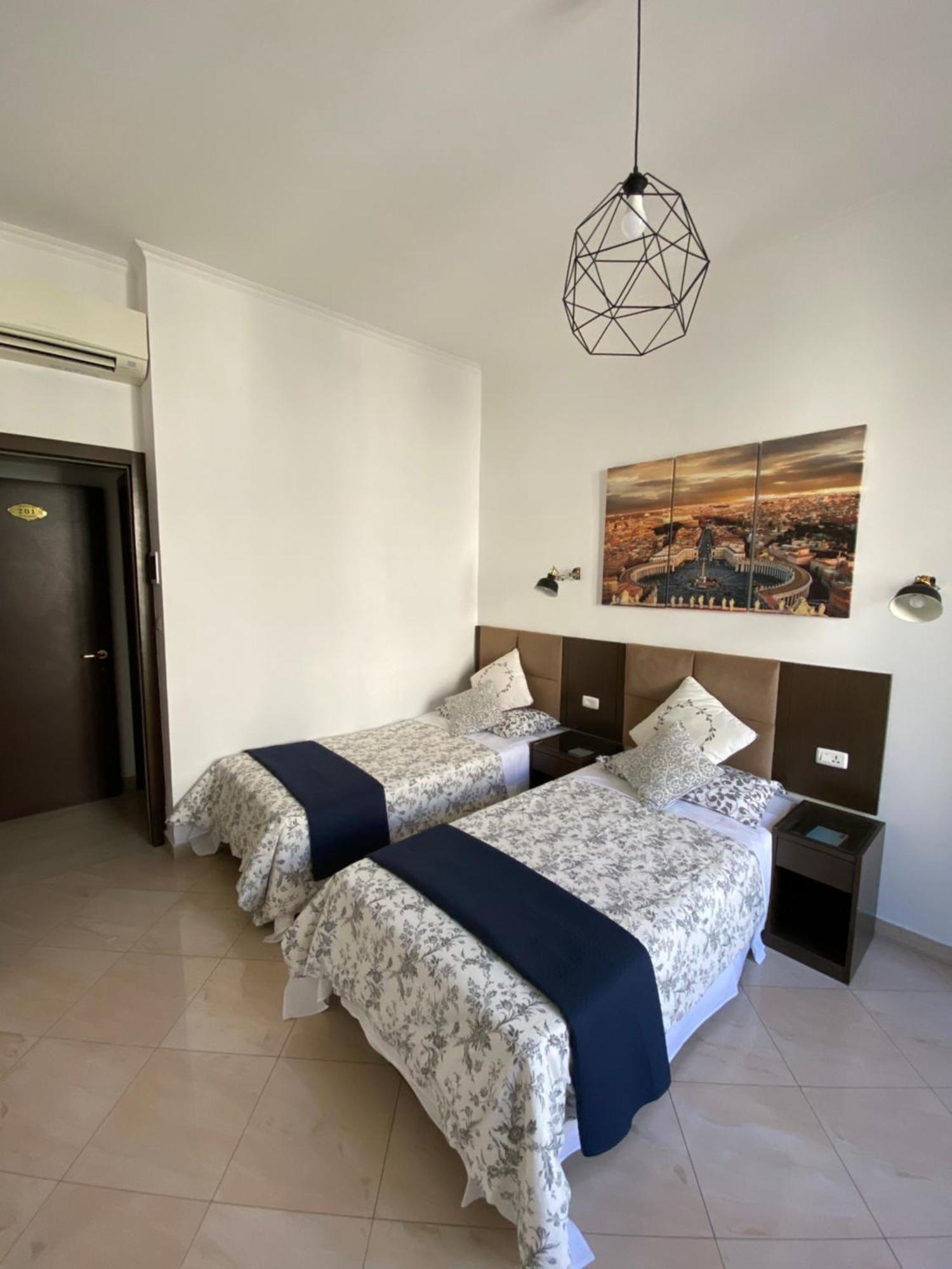 Roomz Romestay Luaran gambar